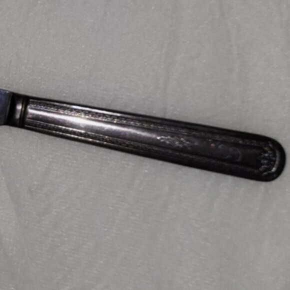 Vintage Wm. Rogers Stainless Steel Serrated Dinner Knife Rio Art Deco - Picture 2 of 5